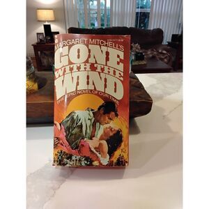 Gone With The Wind Paperback 1973 Avon‎ 1st Printing  by Margaret Mitchell Book